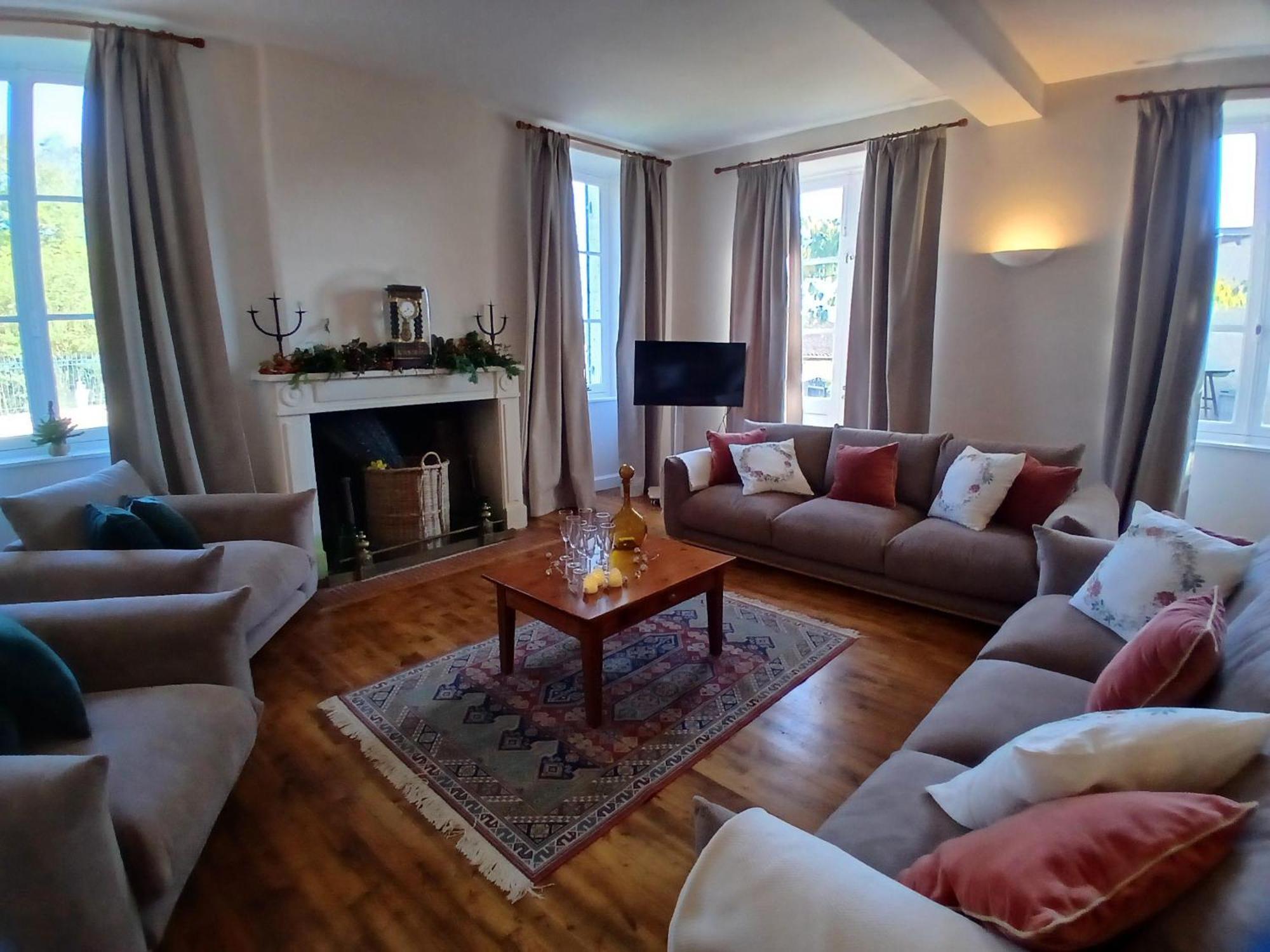 Langlade Estate Villa Montboyer Ngoại thất bức ảnh